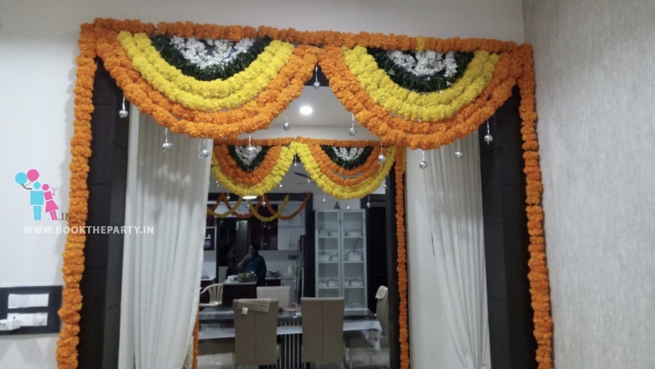 2 doors - 3.5 feet Marigold Flower Decor 