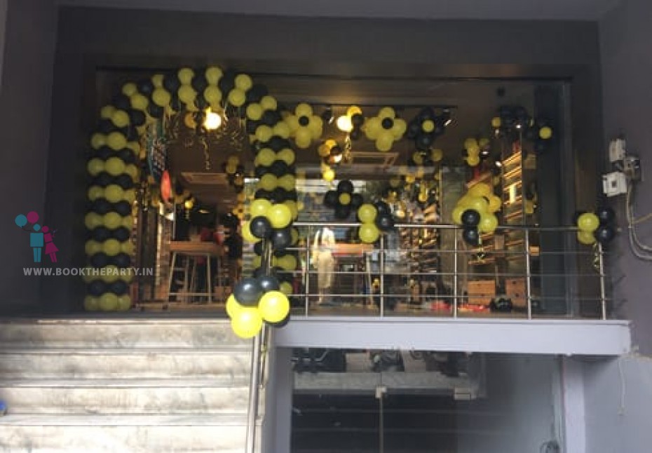 Black and Yellow Balloon Decor for Inauguration and Festivals 