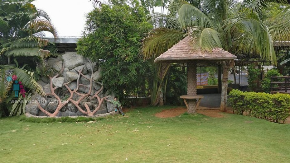 Dew Drop Party Farms for 25 Guests - 12 hours