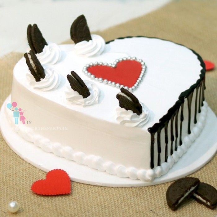 Heart Shape Vanilla Cake