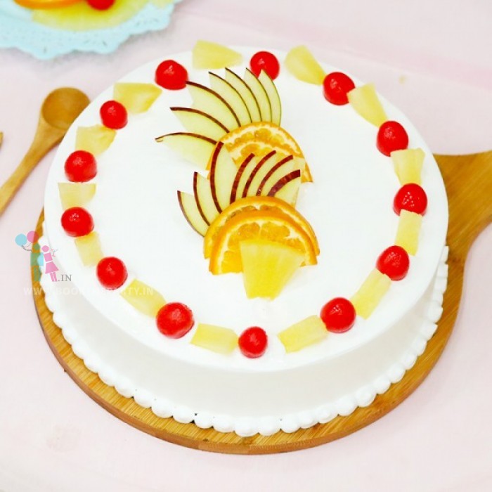 Vanilla-Fruit Cake