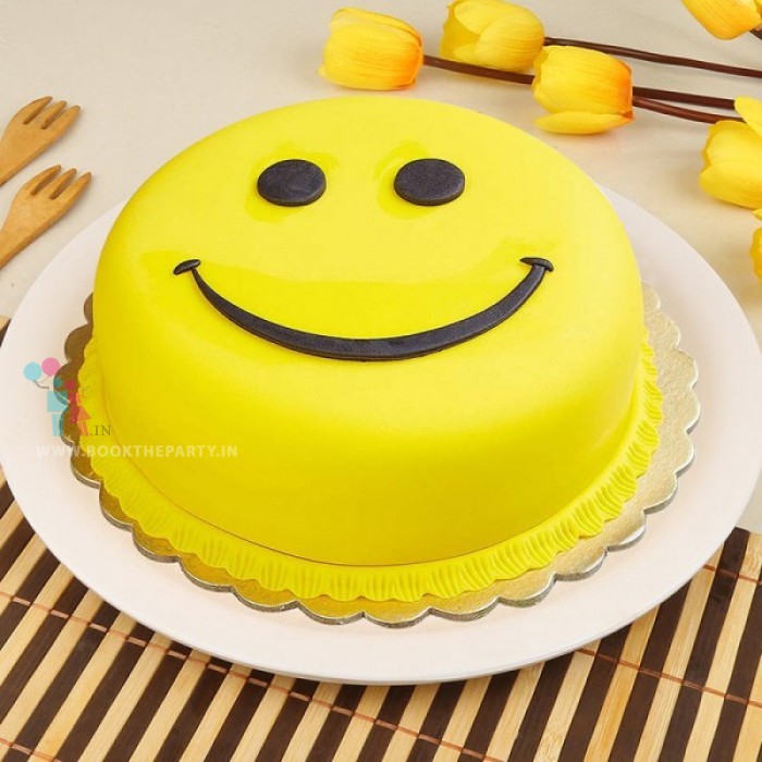Smiling Face Emoji Cake