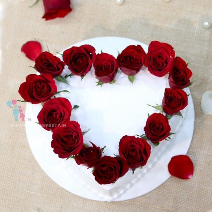 Red Rose Heart Cake