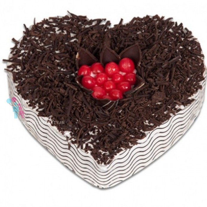 Half Kg Black Forest Heart Shape Cake