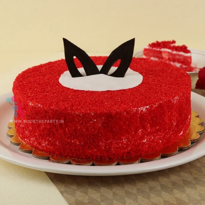 Round Red Velvet Cake