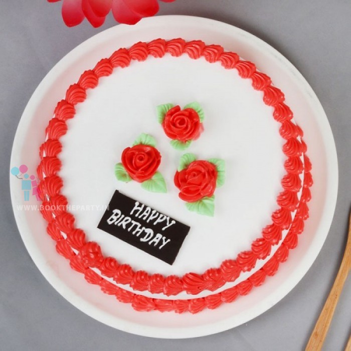 Delicious Strawberry Cake