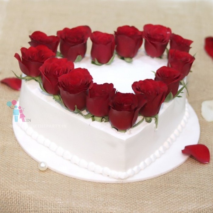 Red Rose Heart Cake