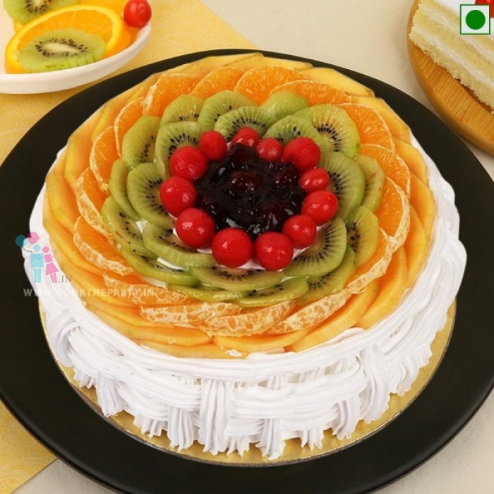 1 Kg Eggless Fruit Cake