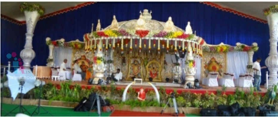 Round Mandapam with White Drapes and Peacock Design 