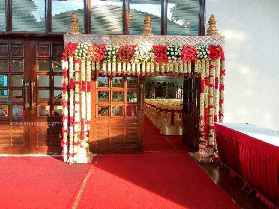 Golden Fiber Mandapam with Floral Decor