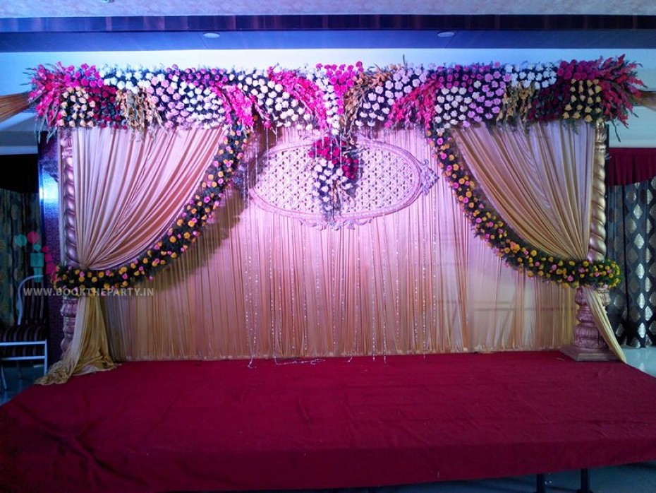 Flower Border With Floral Drapes 