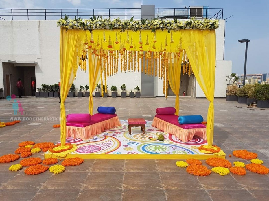 Yellow Drapes with Lily Hangings 