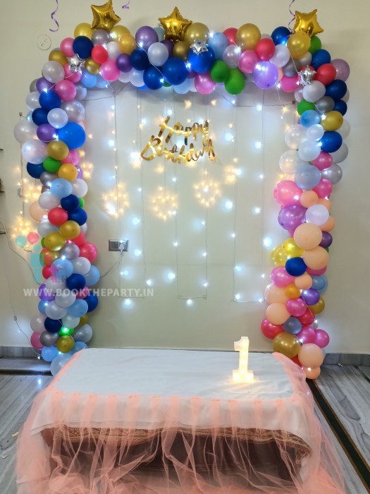 Balloon decor with fairy lights