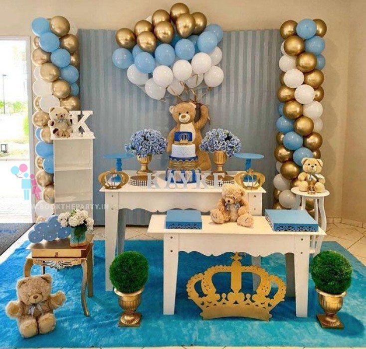 Teddy Bear with Balloon Decor