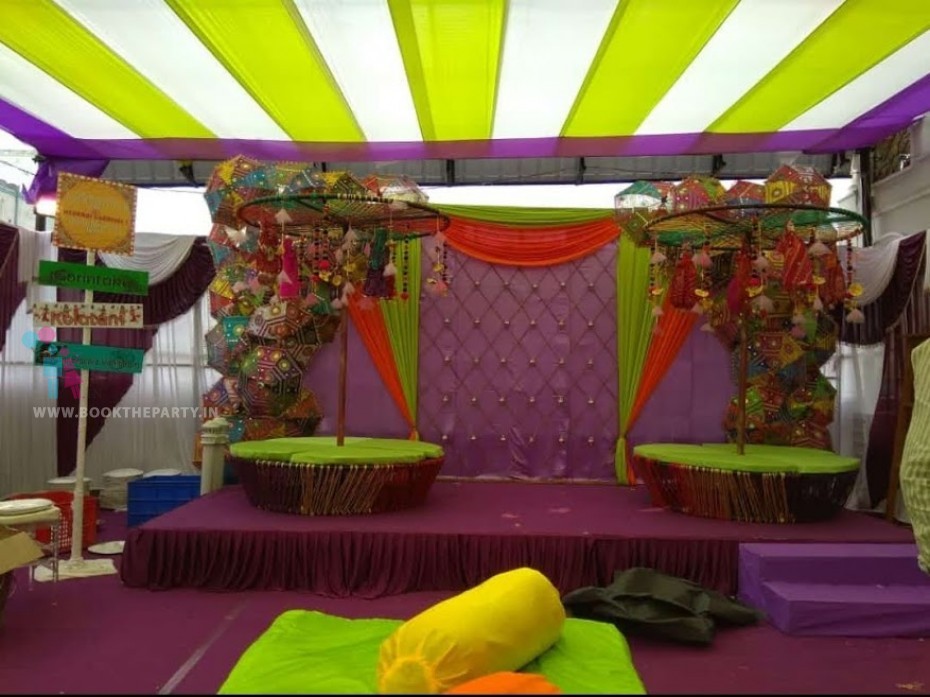 Mehendi Backdrop with Seating 