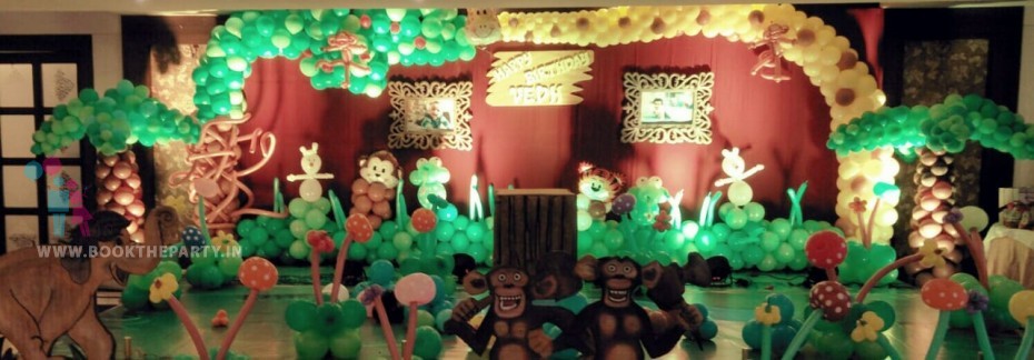 Jungle Theme with Balloon Characters 