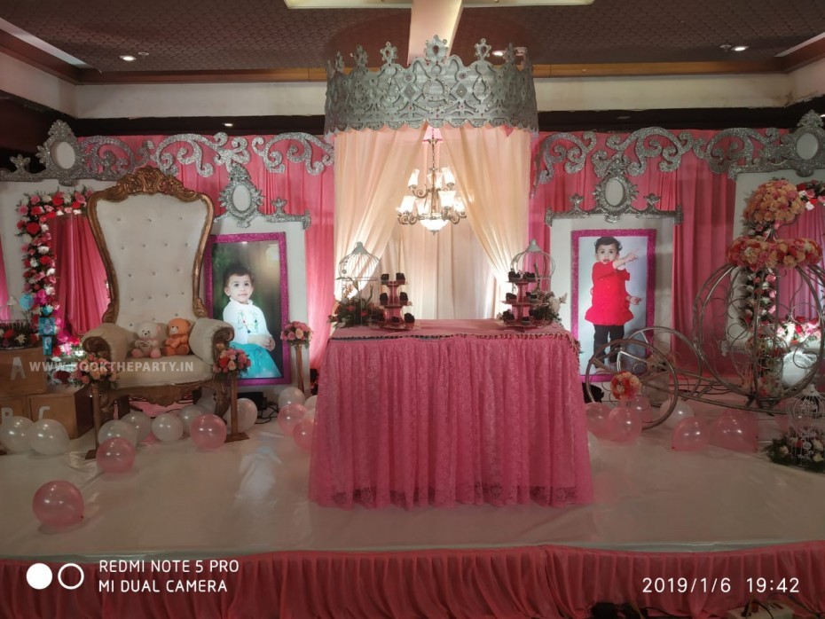 Crown Theme with Pink Drapes