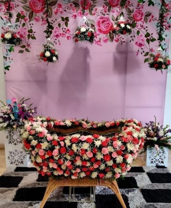 Floral Print Backdrop With Cages & Cradle