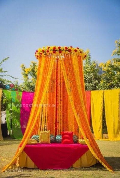 Marigold Decoration with Maharani Design 