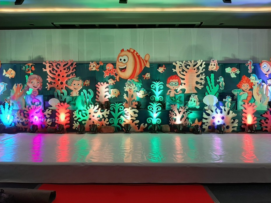 Underwater Theme with Drapes 