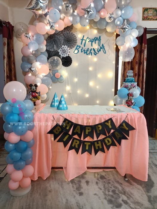 Pink and blue pestal balloons decor 