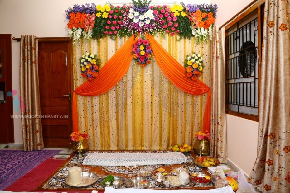 Gold With Flower Border And Drapes 