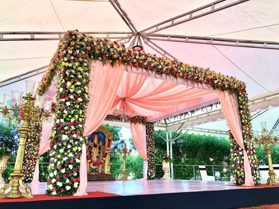 Box Mandapam with Peach & White Colored Drapes 