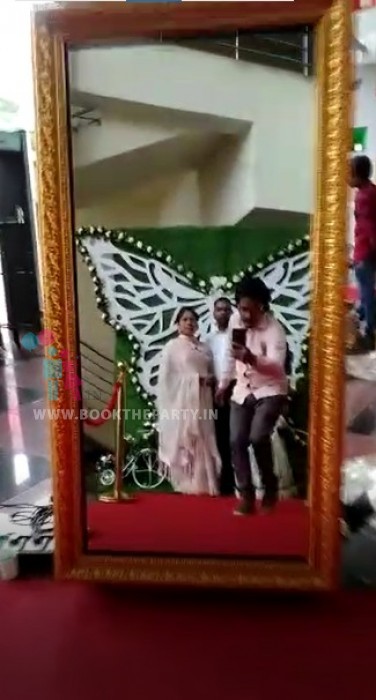 Mirror Selfie Booth