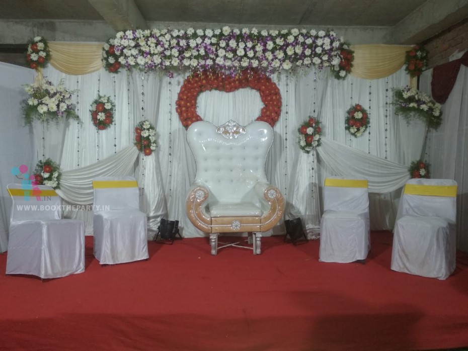 White Maharaja Chair 