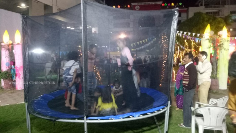 Trampoline Game 8*8
