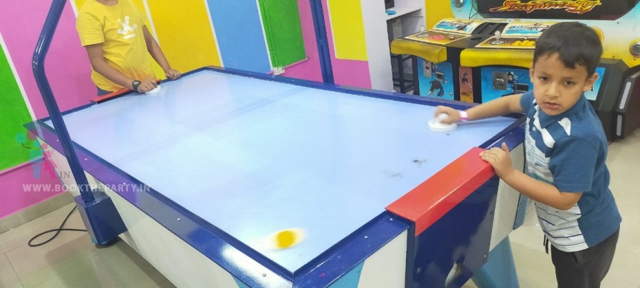 Air Hockey 4*8