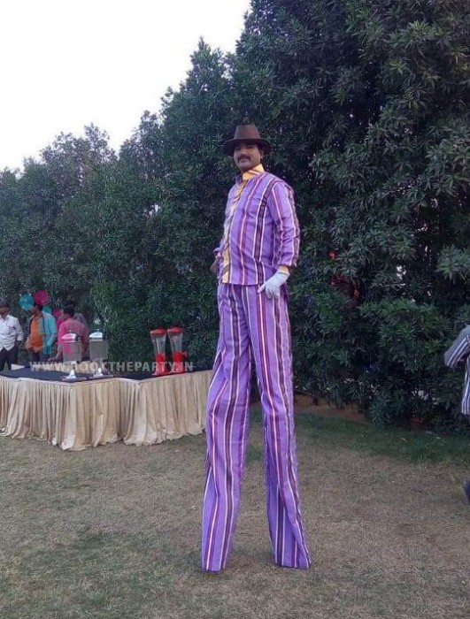 Stilt Walkers