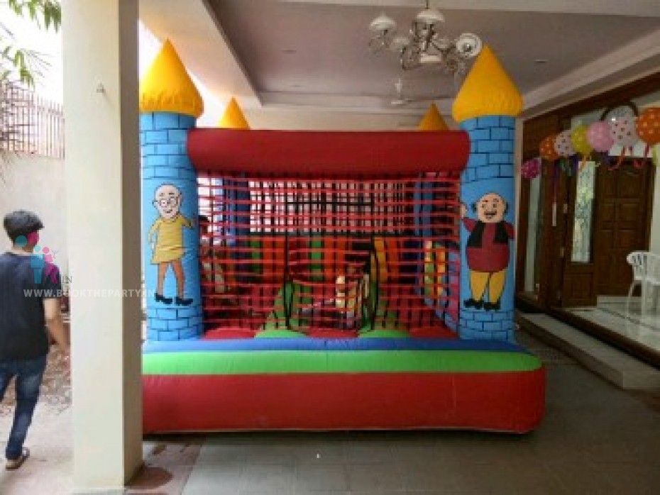 Bouncy 10*10 Feet