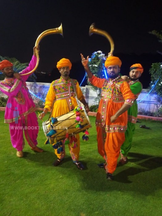 Dhol Tutari Team of 4 Artists