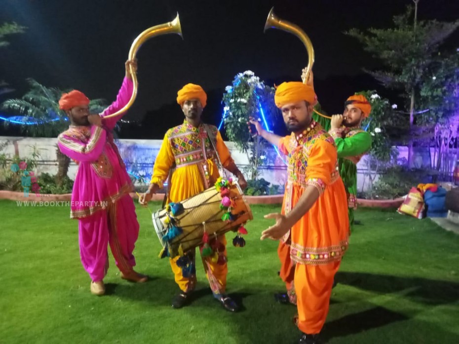 Dhol Tutari Team of 4 Artists