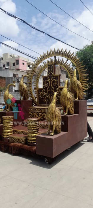 6 peacok wedding entry vehicle