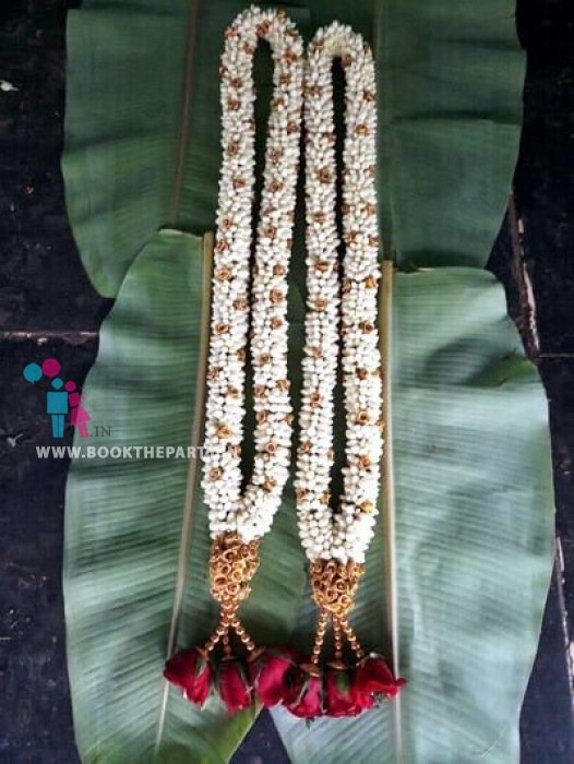 Dagar Flowers with Gold Tissue Flowers Garland