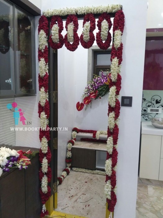 4 Feet Door with Chain Link Garland