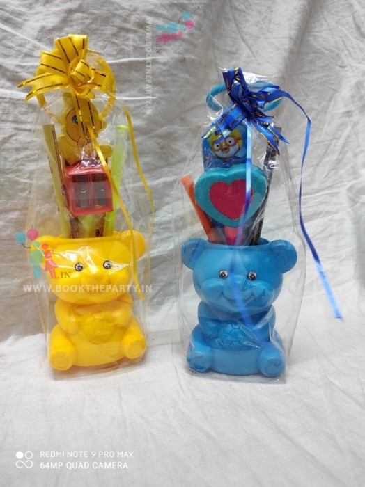 TEDDY STATIONERY AND PEN STAND