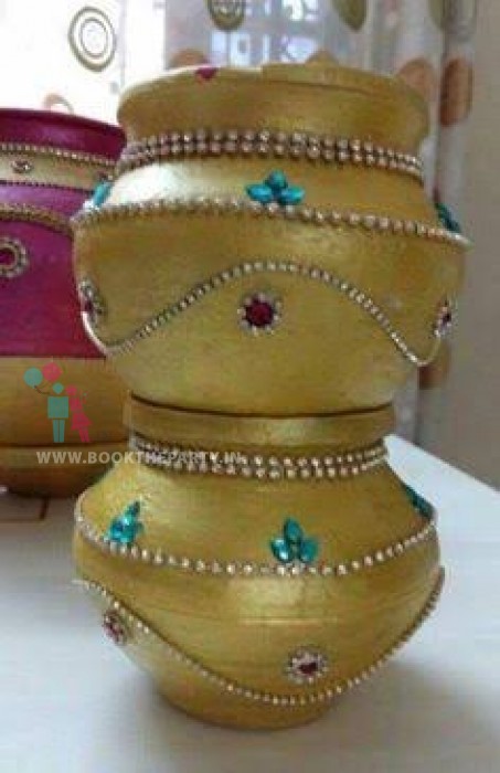Gariga Muntha with Gold Paint and Beeds Design 